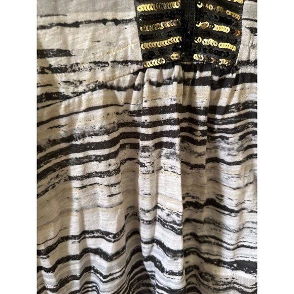 Energe World Wear women’s size medium blouse - Picture 4 of 8